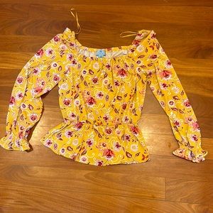NWOT CeCe Women’s top - yellow long sleeves with wrist/waist elastic&ruffles XS